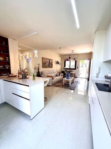 2 quarto Bungalow para venda em Torrevieja com piscina garagem - 299 000 € (Ref: 9153856)