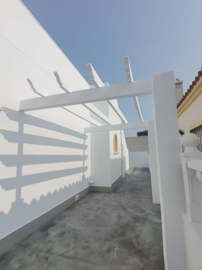 2 bedroom Villa for sale in Orihuela with pool garage - € 295,000 (Ref: 9198447)
