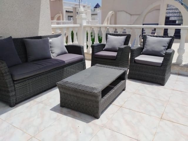 3 bedroom Villa for sale in Torrevieja with pool - € 179,990 (Ref: 9232848)