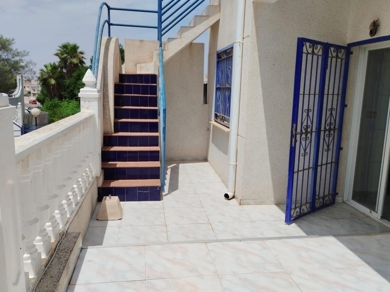 3 Zimmer Villa zu verkaufen in Torrevieja mit Pool - 179.990 € (Ref: 9232848)