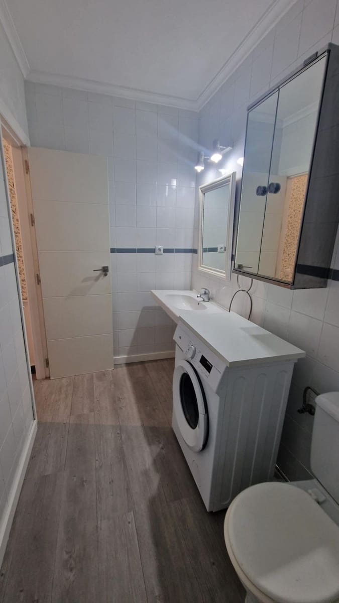 1 soveværelse Studio til salg i Torrevieja med swimmingpool - € 89.999 (Ref: 9262517)