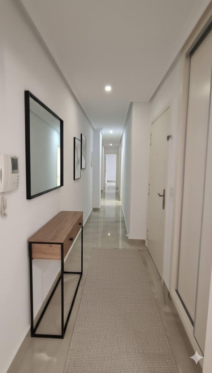 2 slaapkamer Penthouse te koop in Torrevieja - € 198.900 (Ref: 9296838)