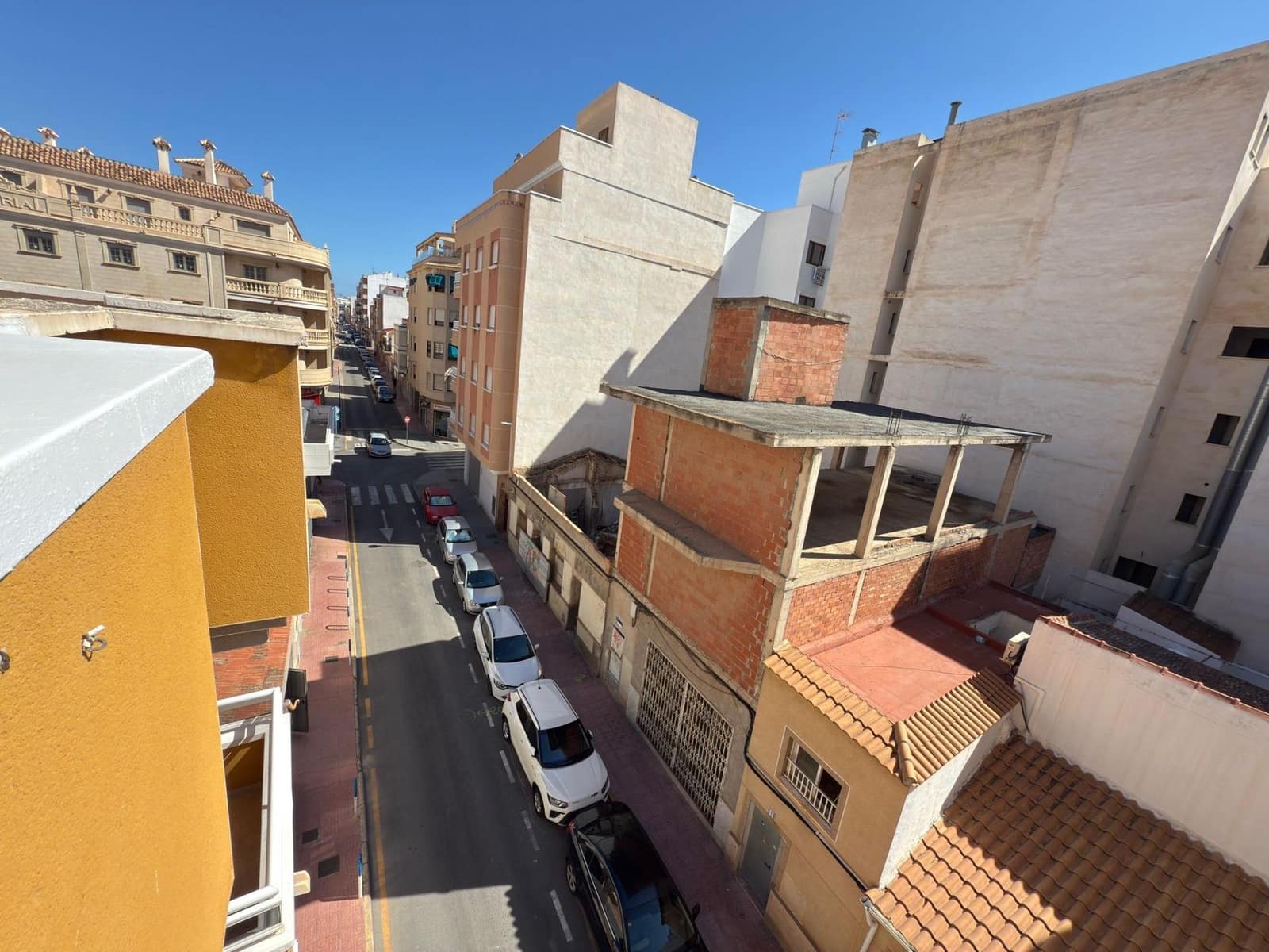 2 slaapkamer Appartement te koop in Torrevieja met garage - € 198.900 (Ref: 9326403)