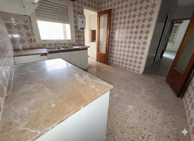 2 makuuhuone Huoneisto myytävänä paikassa Centro, Torrevieja - 149 990 € (Ref: 9326409)