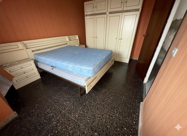 2 makuuhuone Huoneisto myytävänä paikassa Centro, Torrevieja - 149 990 € (Ref: 9326409)