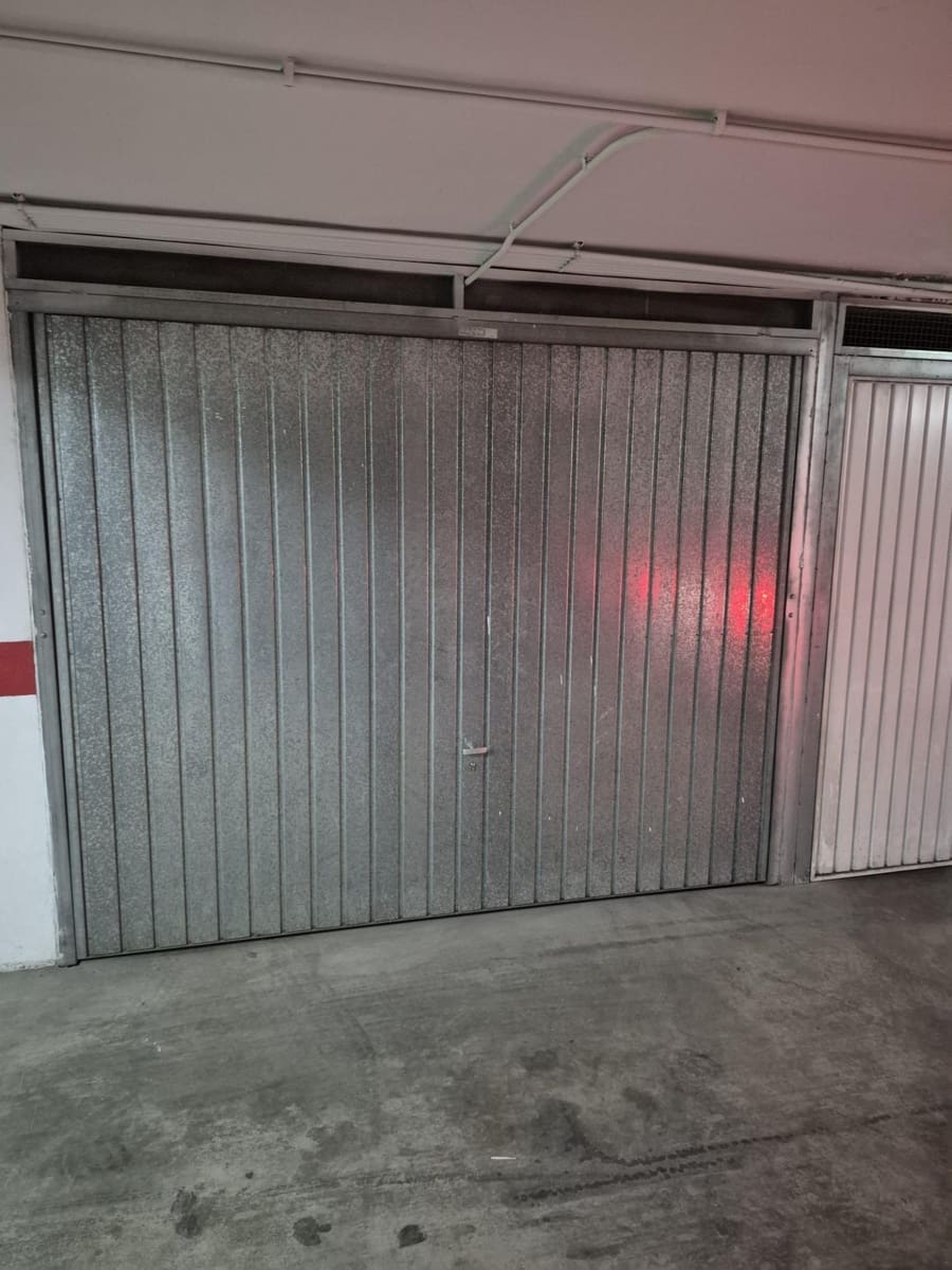 2 bedroom Apartment for sale in Torrevieja with pool garage - € 142,500 (Ref: 9347312)