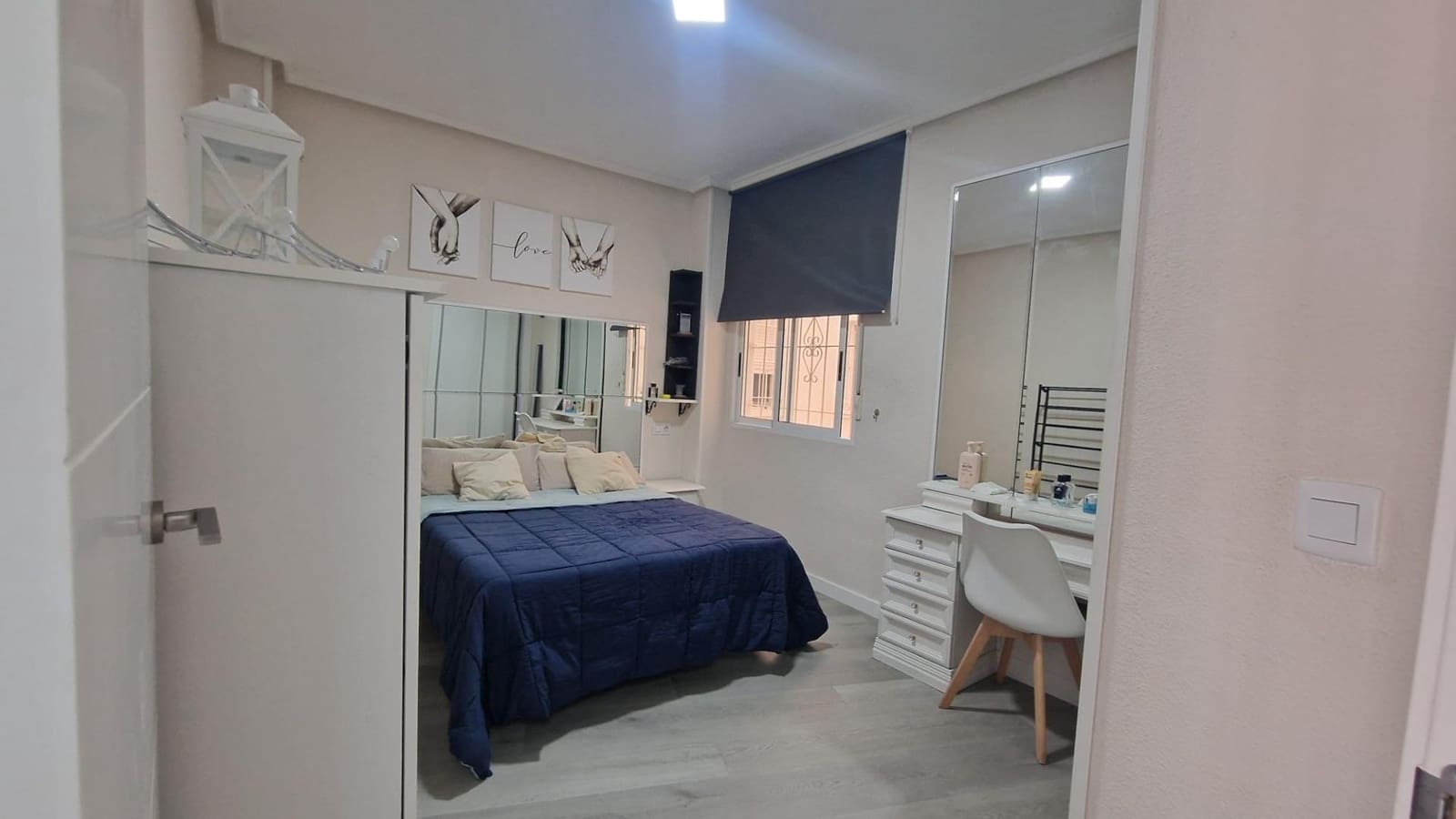 Piso de 2 habitaciones en Torrevieja en venta con piscina garaje - 142.500 € (Ref: 9349489)