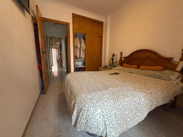 Apartamento de 2 habitaciones en Centro, Torrevieja en venta - 135.000 € (Ref: 9362588)