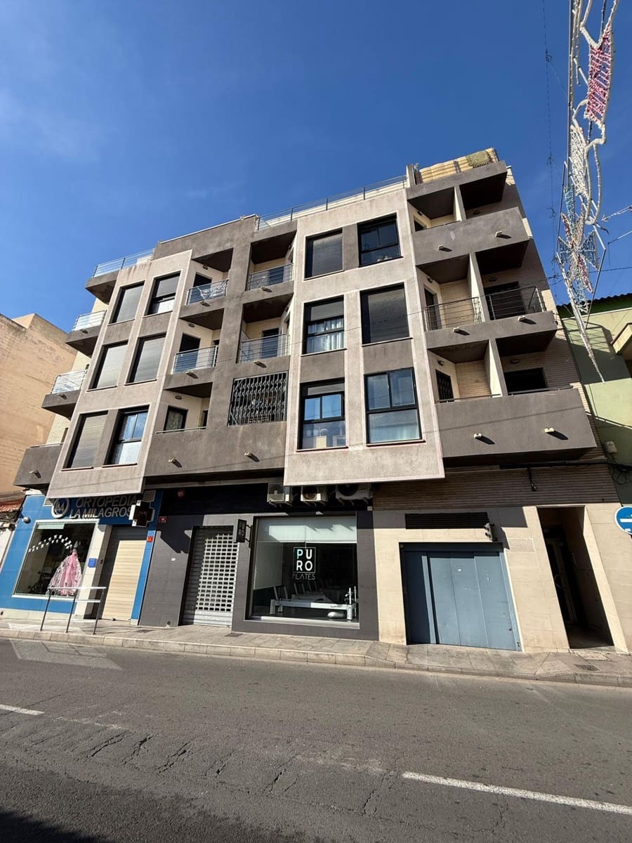 2 sypialnia Mieszkanie na sprzedaż w Torrevieja z garażem - 134 990 € (Ref: 9373817)