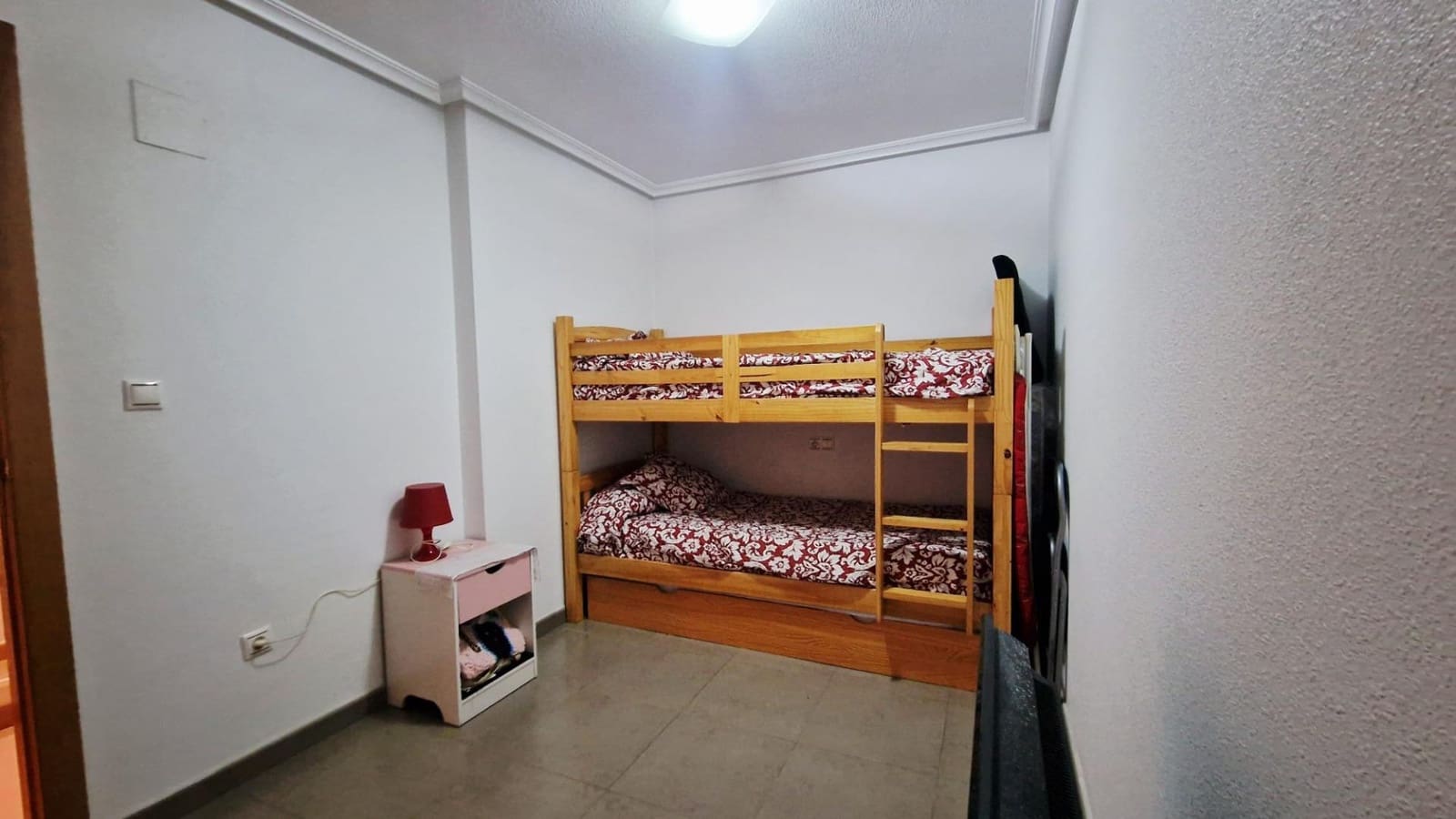 2 sypialnia Mieszkanie na sprzedaż w Torrevieja z garażem - 134 990 € (Ref: 9373817)