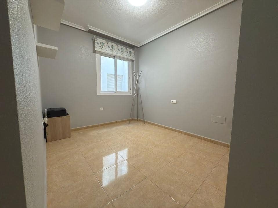 3 soverom Leilighet til salgs i Almoradi - € 117 000 (Ref: 9382786)