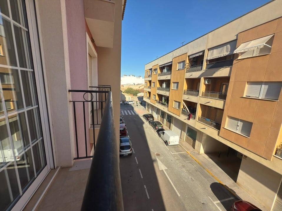 Piso de 3 habitaciones en Almoradí en venta - 117.000 € (Ref: 9382786)