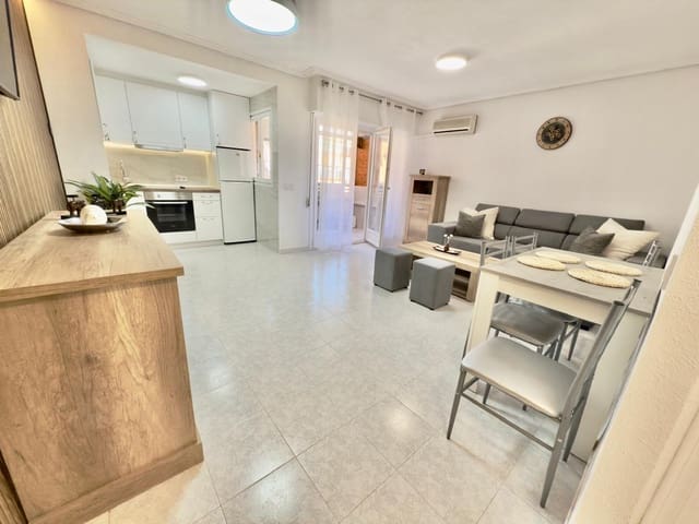 Monolocale in vendita in Playa de los Locos, Torrevieja con piscina - 100.000 € (Rif: 9387857)