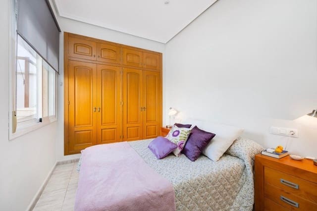 5 soveværelse Lejlighed til salg i San Pedro del Pinatar - € 239.990 (Ref: 9390759)