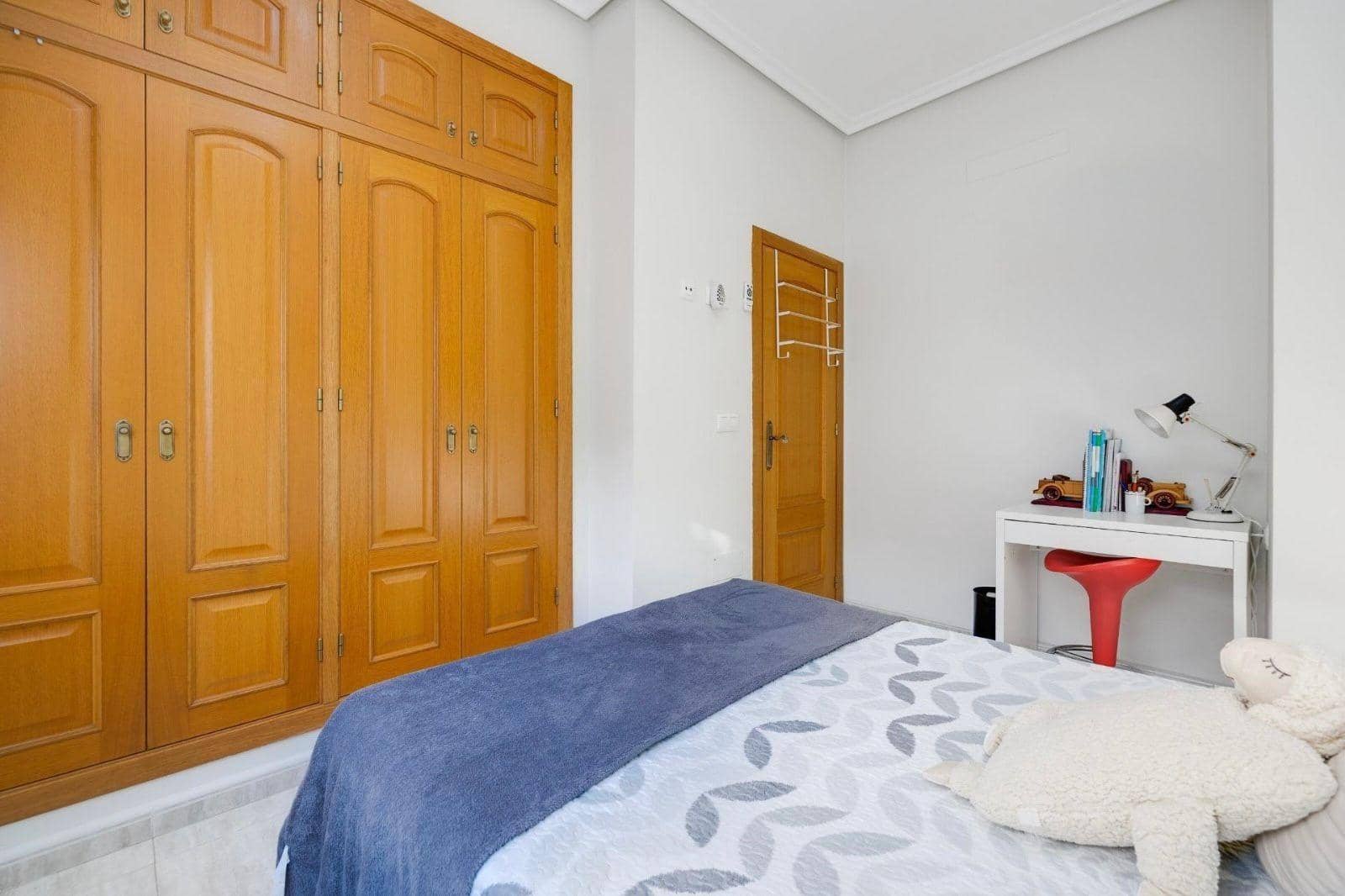 5 Zimmer Apartment zu verkaufen in San Pedro del Pinatar - 239.990 € (Ref: 9390759)