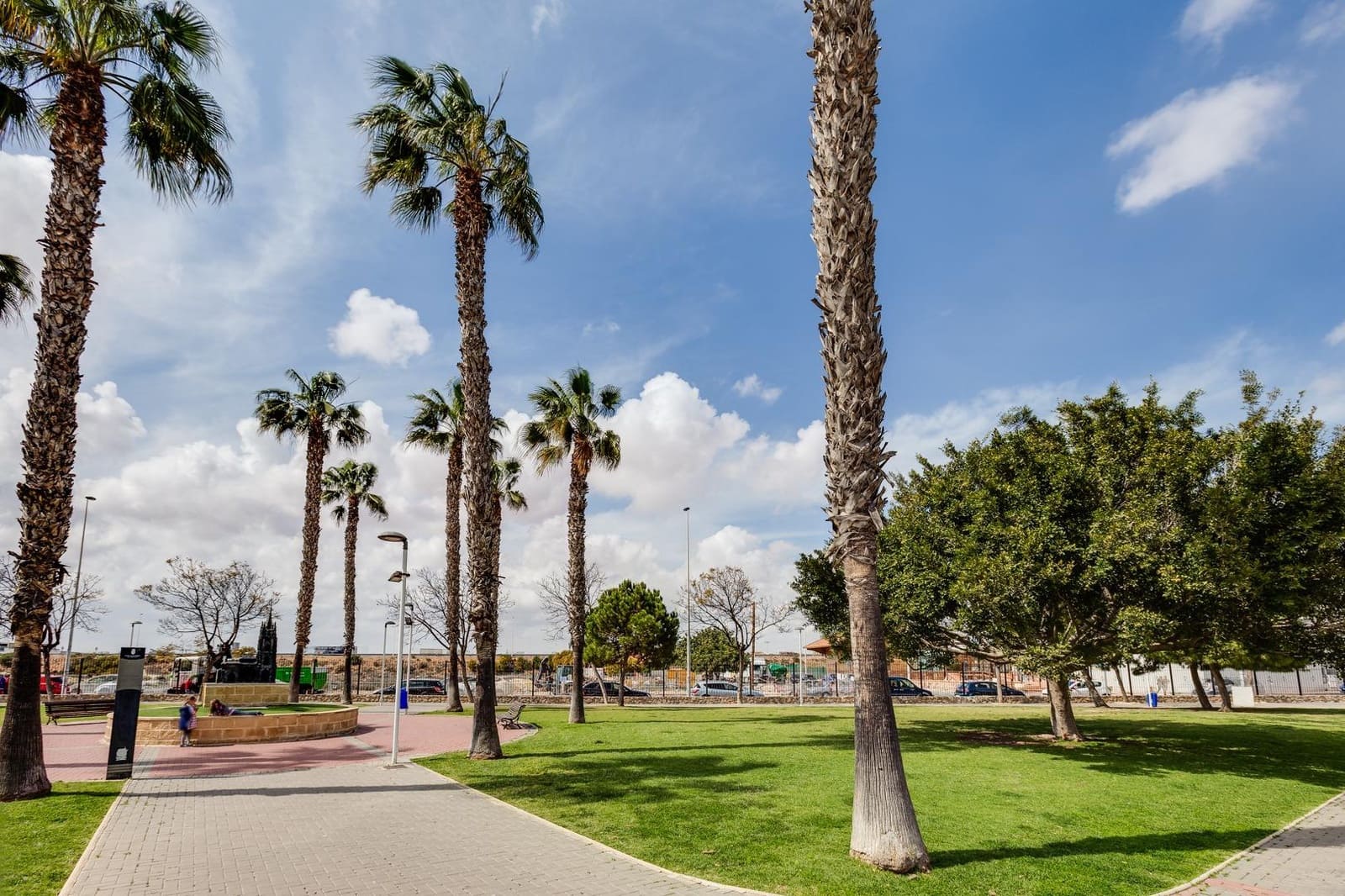 2 soveværelse Lejlighed til salg i Torrevieja med swimmingpool - € 139.900 (Ref: 9422375)