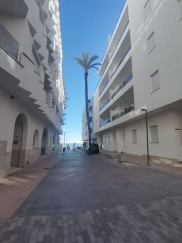 2 makuuhuone Kattohuoneisto myytävänä paikassa Centro, Torrevieja mukana uima-altaan - 459 000 € (Ref: 9425763)