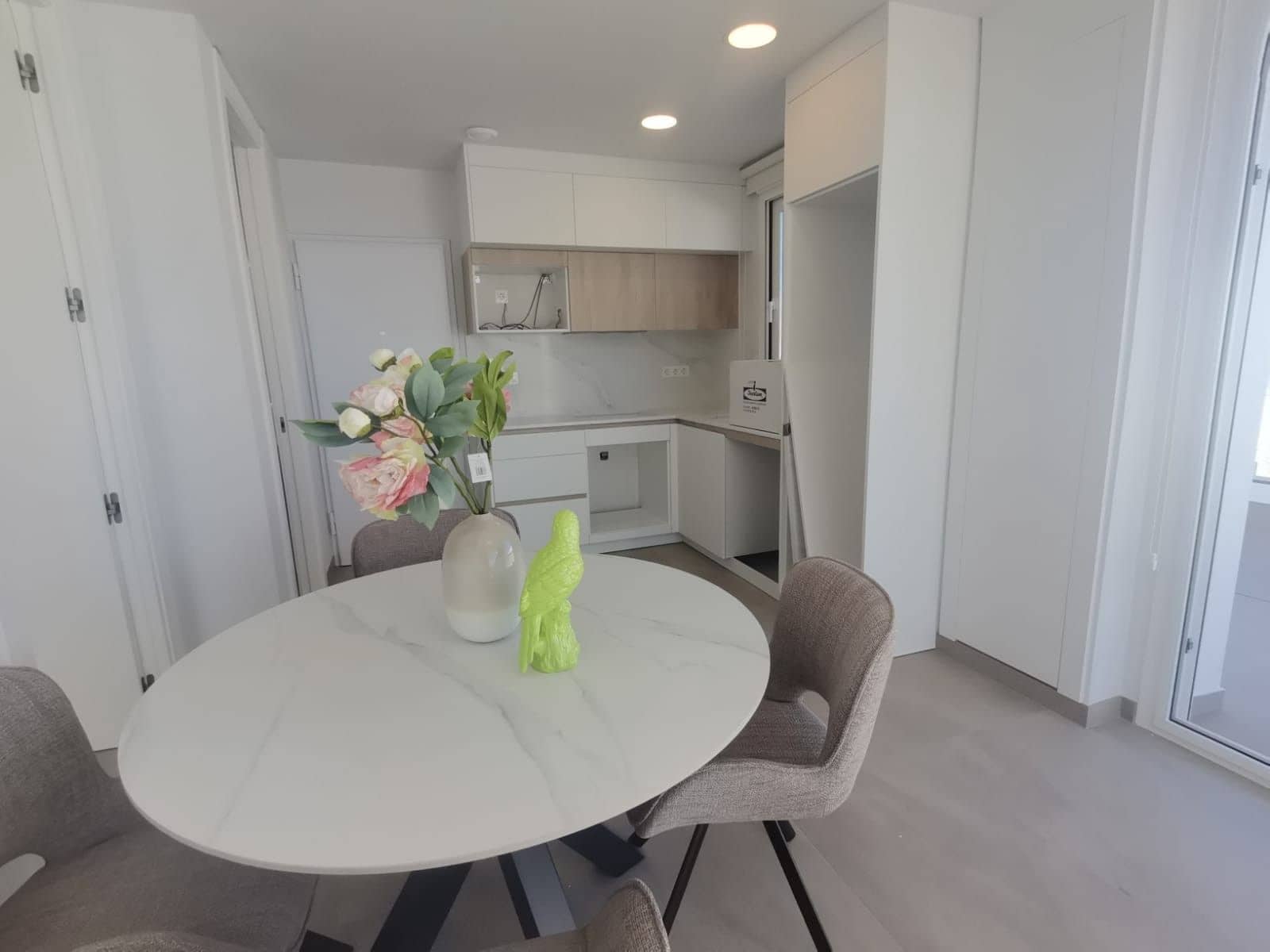 1 slaapkamer Penthouse te koop in Torrevieja met zwembad - € 425.000 (Ref: 9425764)