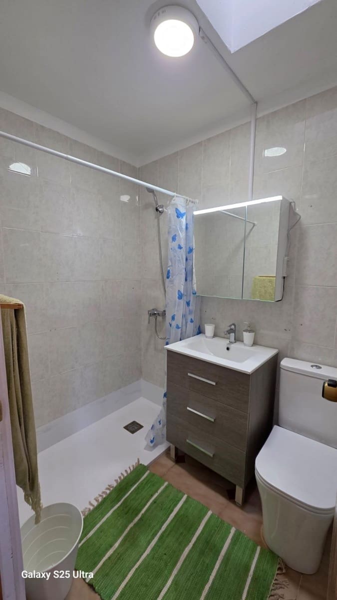 2 Zimmer Reihenhaus zu vermieten in Torrevieja - 700 € (Ref: 9450231)