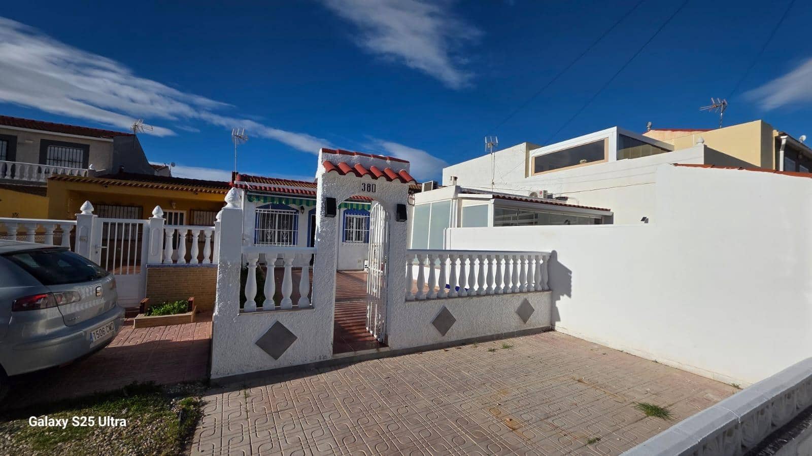 2 Zimmer Reihenhaus zu vermieten in Torrevieja - 700 € (Ref: 9450231)