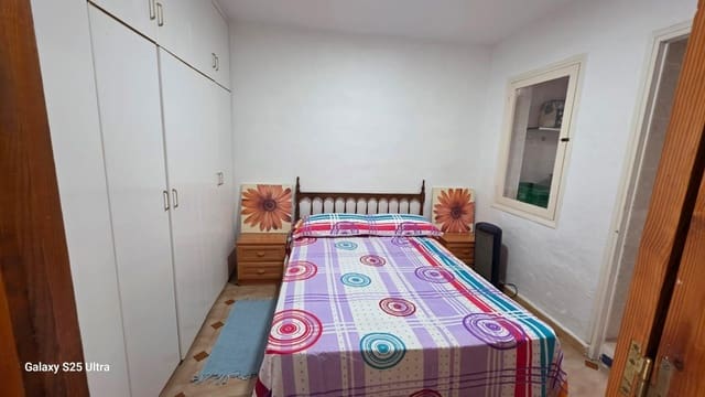 2 soverom Rekkehus til leie i El Chaparral - La Siesta - La Torreta, Torrevieja - € 700 (Ref: 9450231)