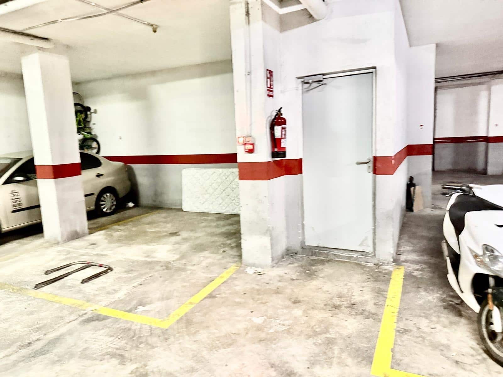 Piso de 2 habitaciones en Torrevieja en venta con garaje - 114.990 € (Ref: 9456199)