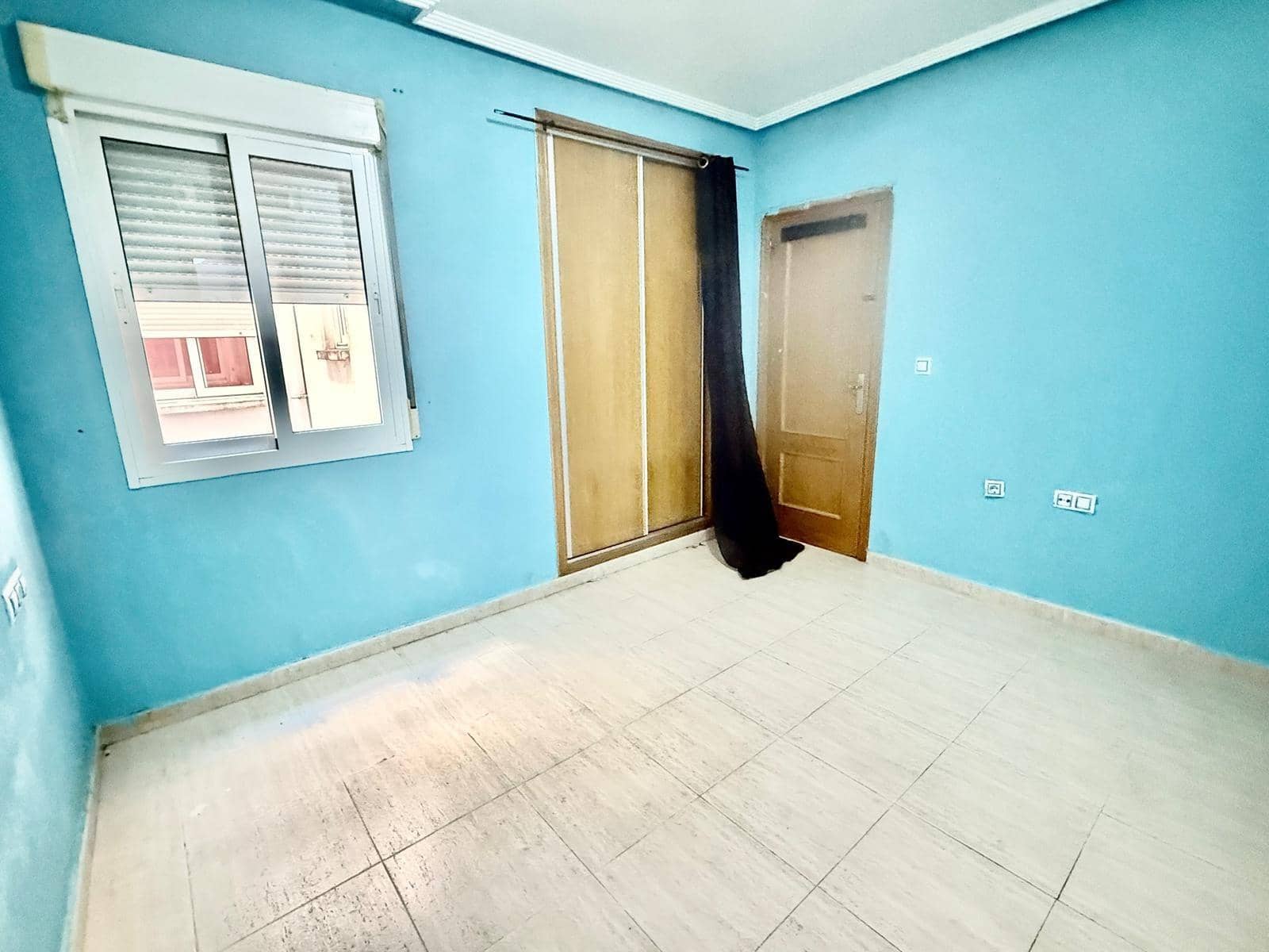 Piso de 2 habitaciones en Torrevieja en venta con garaje - 114.990 € (Ref: 9456199)