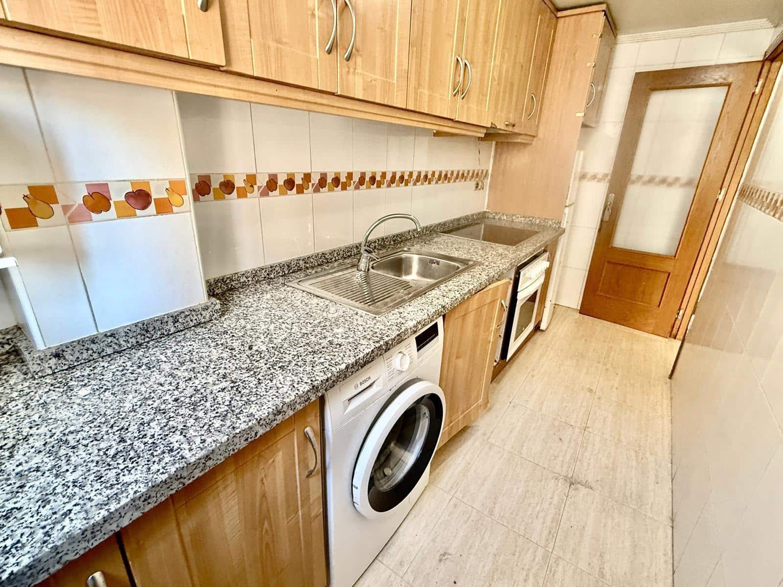 Piso de 2 habitaciones en Torrevieja en venta con garaje - 114.990 € (Ref: 9456199)