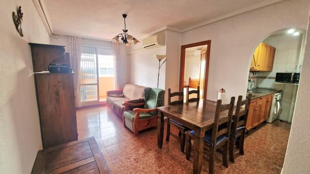 Piso de 2 habitaciones en Parque de las Naciones, Torrevieja en venta con piscina - 139.900 € (Ref: 9494552)