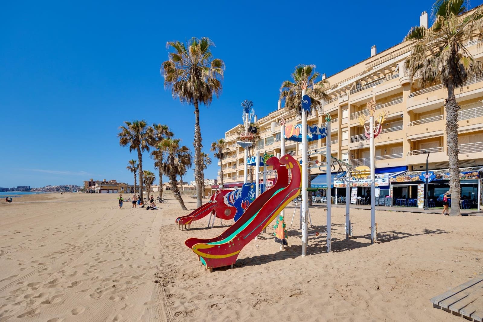 3 sypialnia Apartament na sprzedaż w Torrevieja z garażem - 359 990 € (Ref: 9586411)