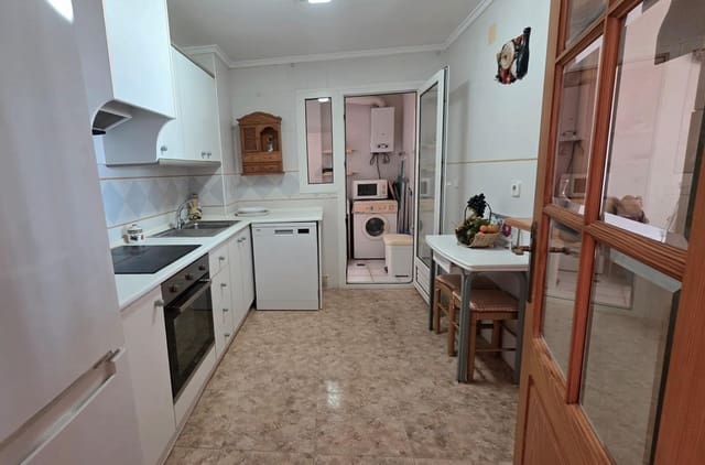 3 sovrum Lägenhet till salu i Torrevieja med garage - 365 000 € (Ref: 9586412)