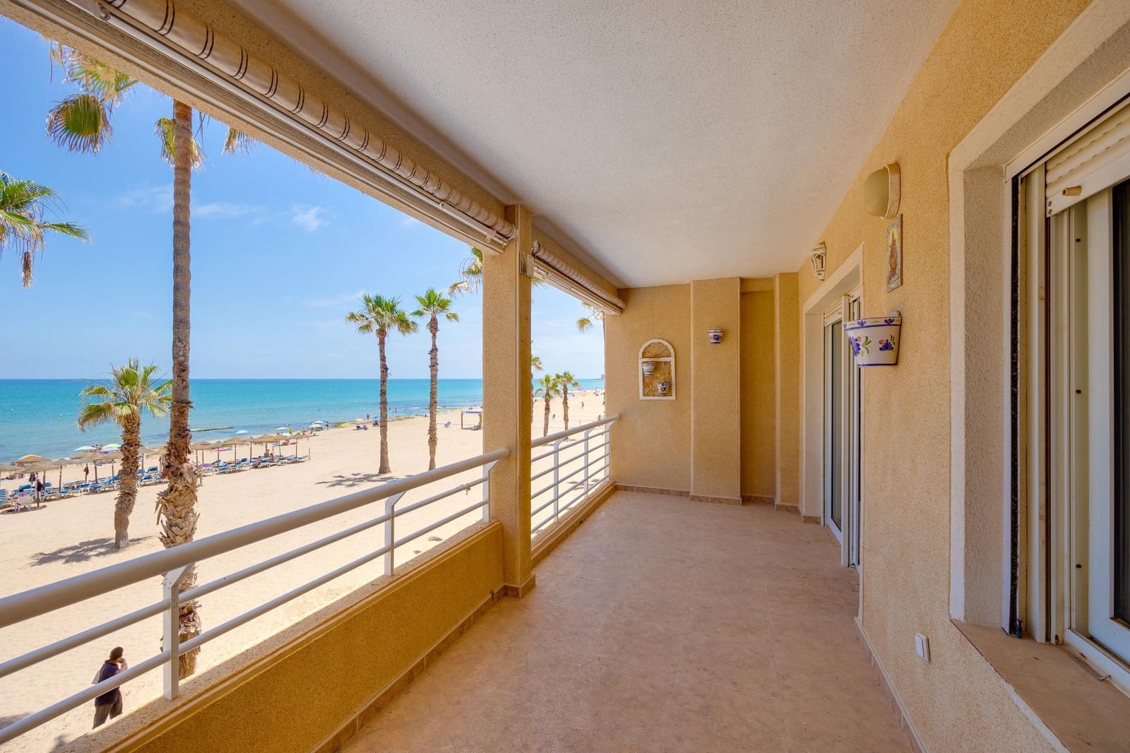 3 chambre Appartement à vendre à Torrevieja avec garage - 359 990 € (Ref: 9586412)