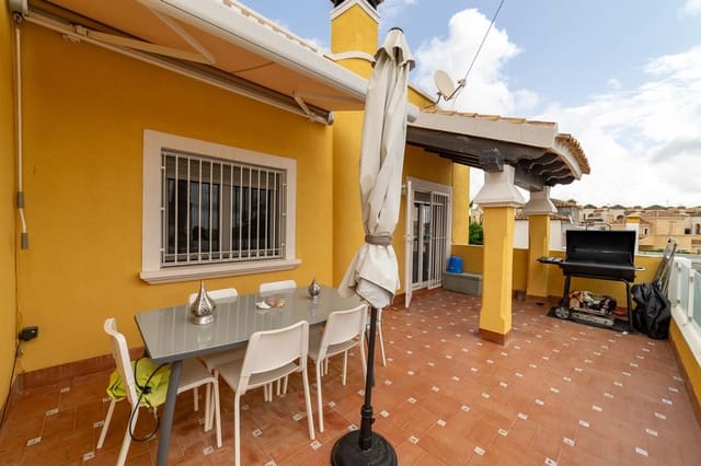 3 soveværelse Villa til salg i Las Filipinas med swimmingpool - € 427.000 (Ref: 9611489)