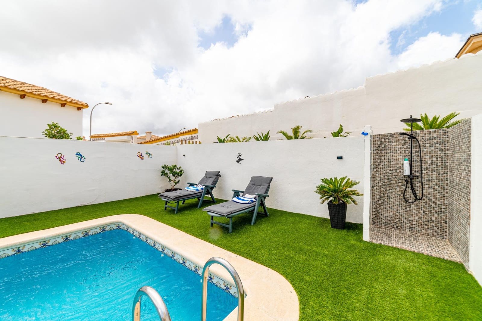 3 soveværelse Villa til salg i Filipinas med swimmingpool - € 427.000 (Ref: 9611490)