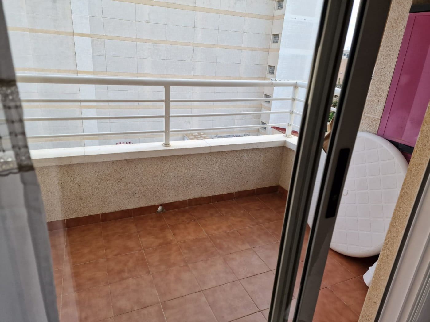 Appartement de 2 chambres à louer à Torrevieja - 620 € (Ref: 9615381)