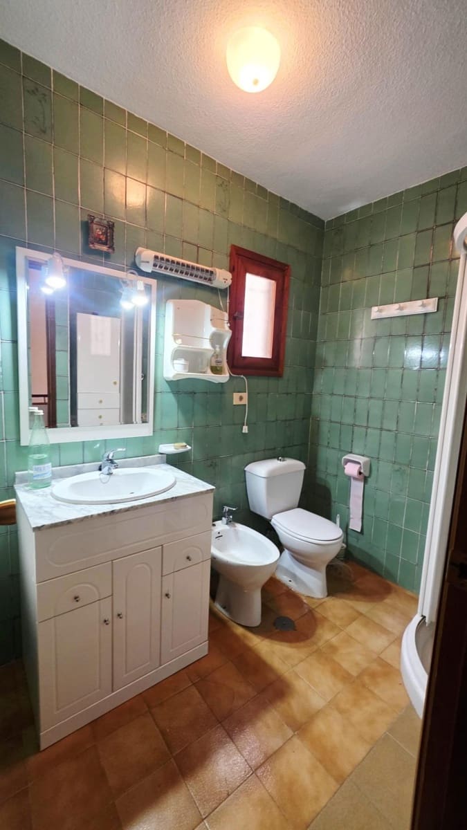 2 soveværelse Rækkehus til salg i Torrevieja med swimmingpool - € 137.527 (Ref: 9615382)