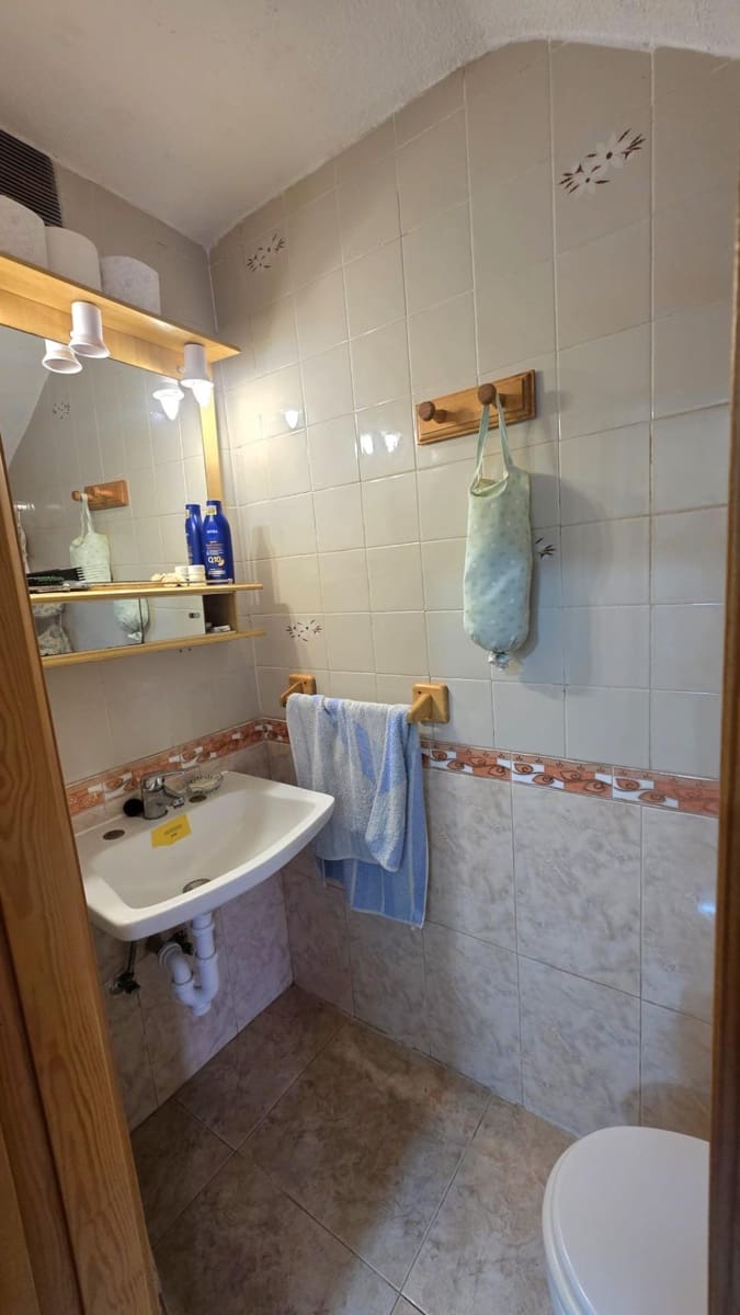 2 soveværelse Rækkehus til salg i Torrevieja med swimmingpool - € 137.527 (Ref: 9615382)