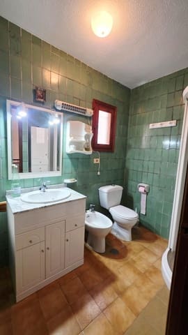 2 bedroom Terraced Villa for sale in Torrevieja with pool - € 137,527 (Ref: 9615382)