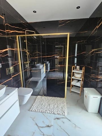 4 soveværelse Villa til salg i Rojales med swimmingpool - € 1.300.000 (Ref: 9619179)