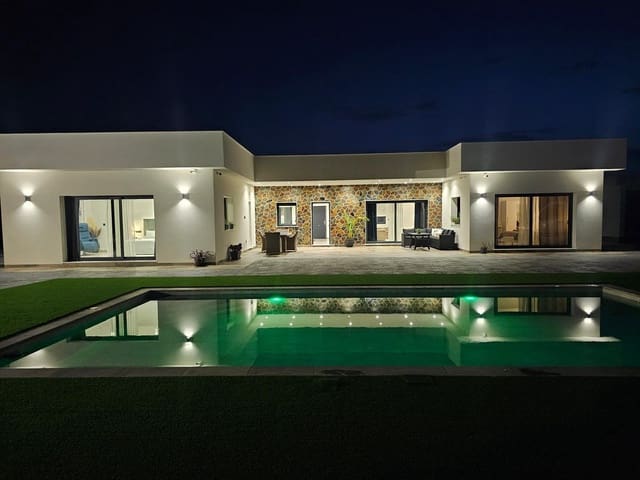 4 soveværelse Villa til salg i Rojales med swimmingpool - € 1.300.000 (Ref: 9619179)