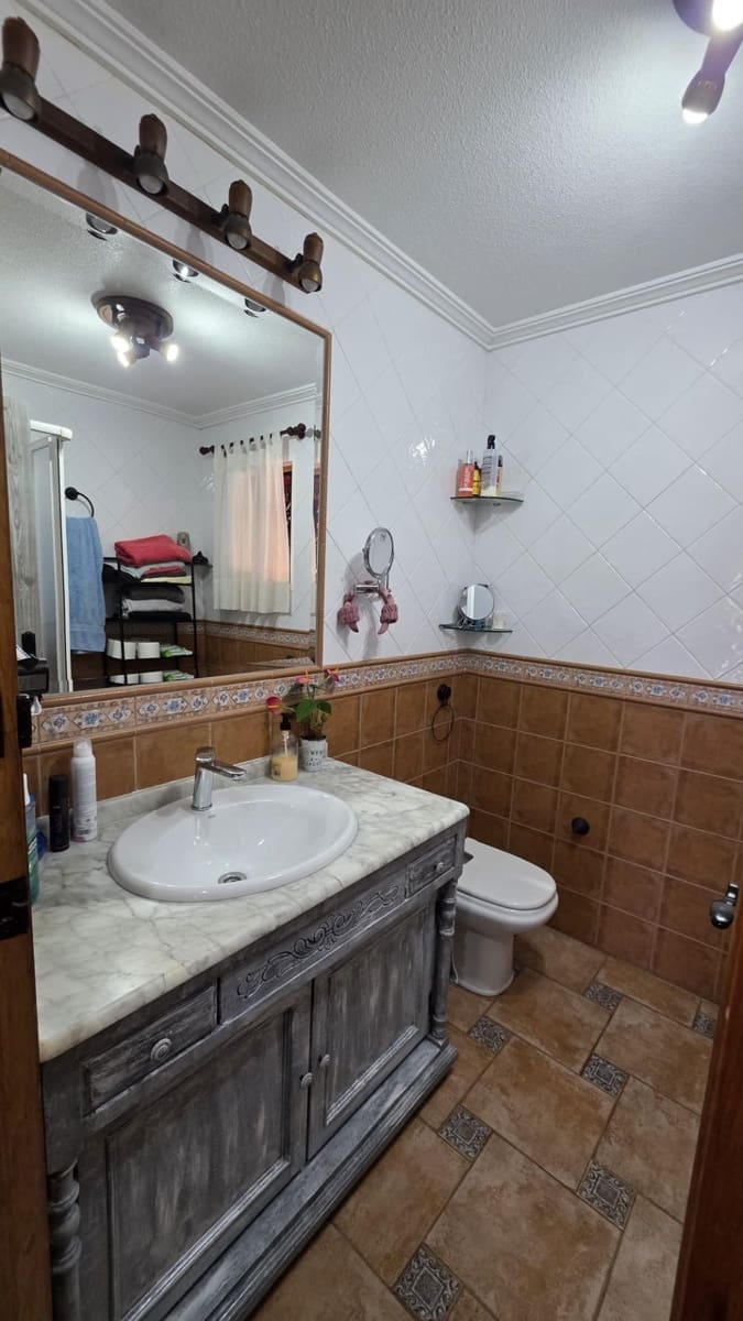 2 bedroom Villa for sale in Los Balcones with pool - € 450,000 (Ref: 9648068)