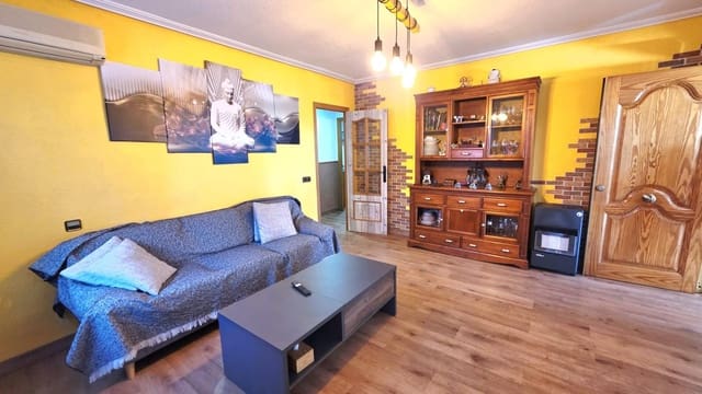 2 makuuhuone Huvila myytävänä paikassa Los Balcones mukana uima-altaan - 450 000 € (Ref: 9648068)