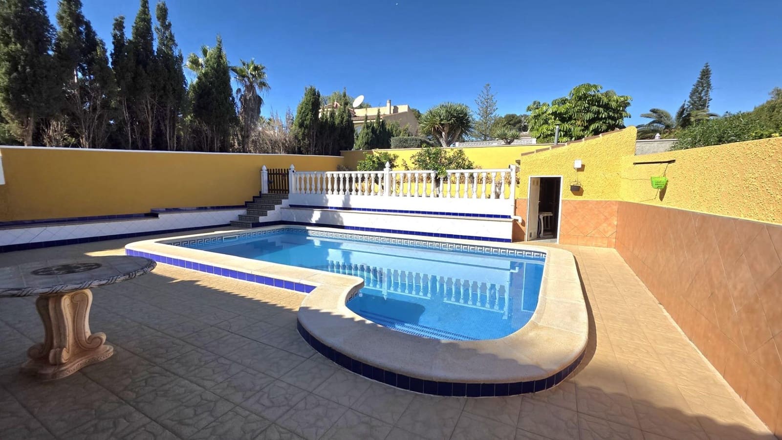 2 bedroom Villa for sale in Los Balcones with pool - € 450,000 (Ref: 9648068)