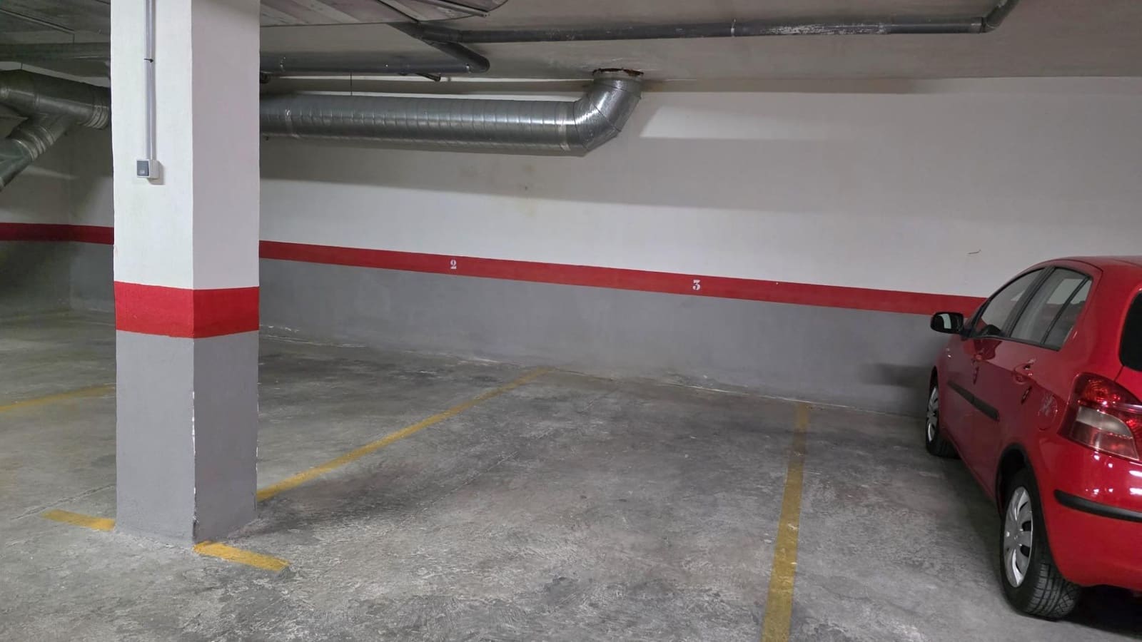 2 bedroom Flat for sale in Torrevieja with garage - € 139,999 (Ref: 9651891)