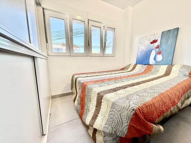 1 Zimmer Wohnung zu verkaufen in Playa de los Náufragos, Torrevieja mit Pool - 95.000 € (Ref: 9674163)