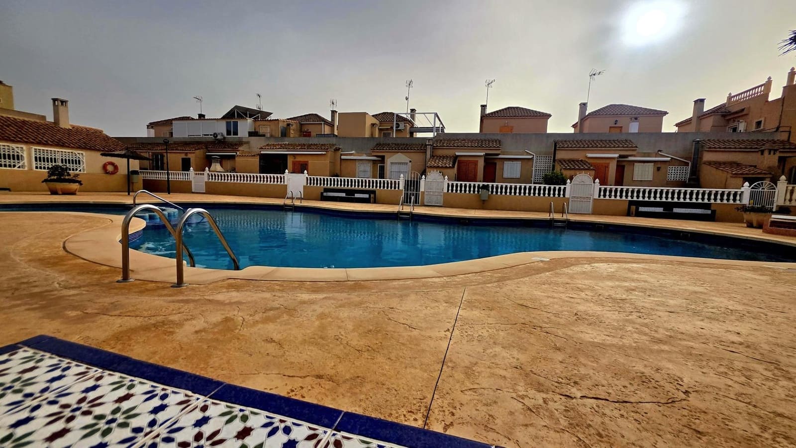 2 bedroom Terraced Villa for sale in Torrevieja with pool garage - € 157,990 (Ref: 9677426)