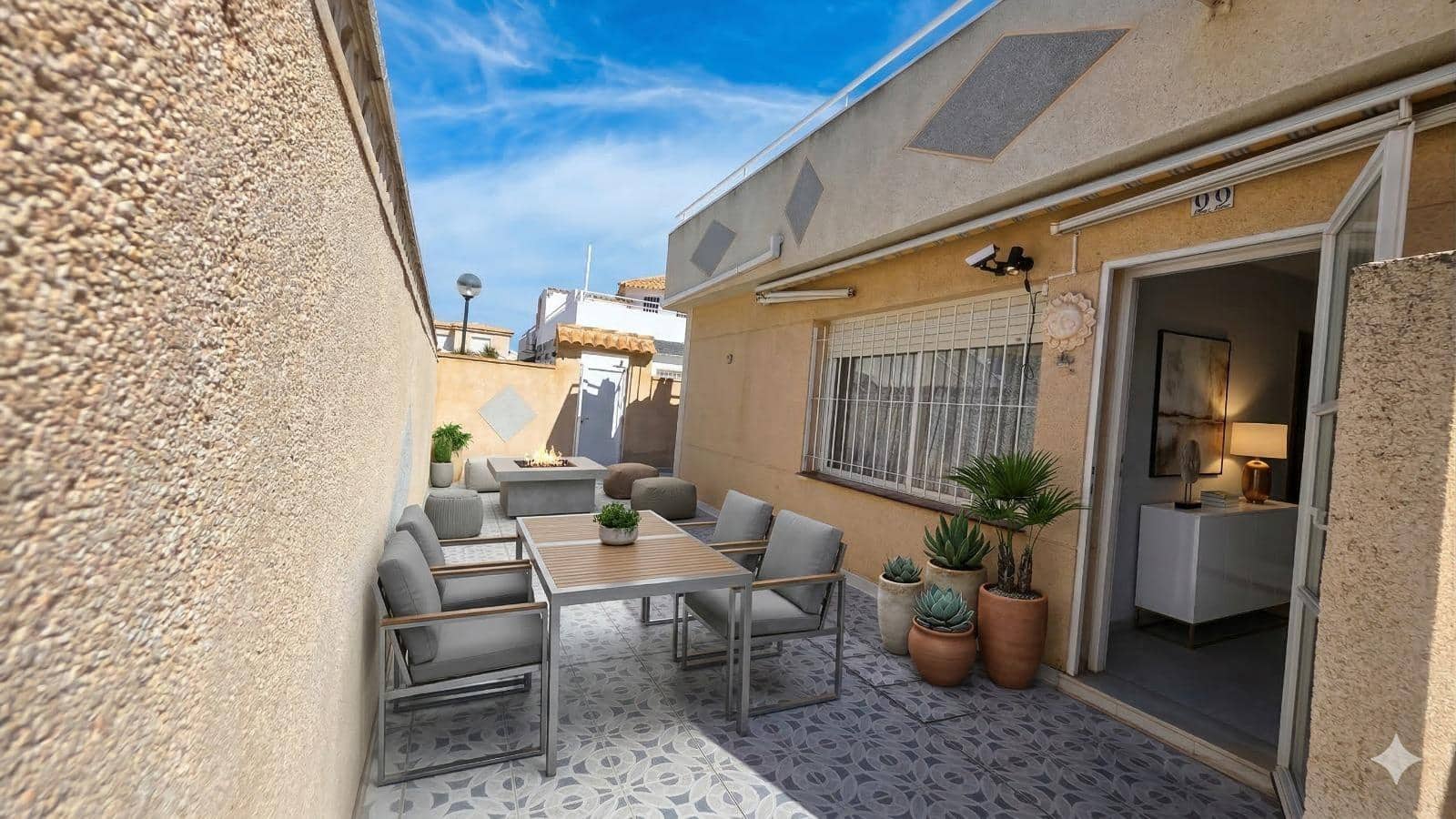 3 bedroom Bungalow for sale in Torrevieja with pool - € 180,000 (Ref: 9695285)