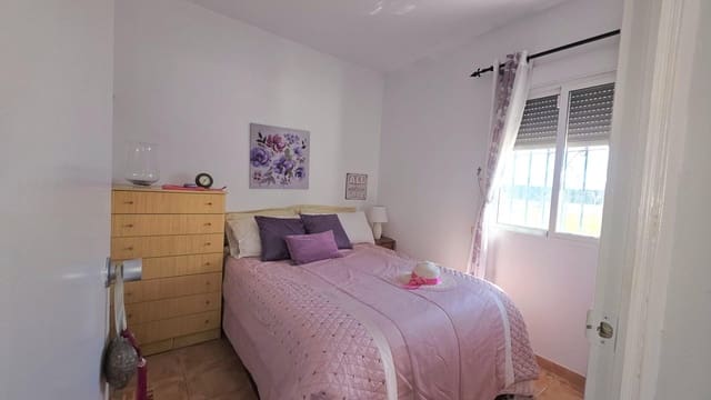 2 slaapkamer Rijtjeshuis te koop in El Chaparral - La Siesta - La Torreta, Torrevieja met zwembad - € 139.772 (Ref: 9726608)