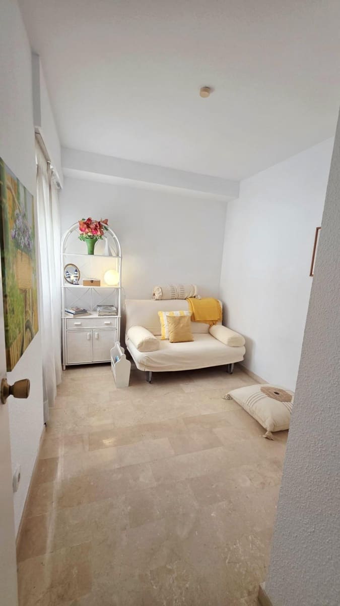 2 slaapkamer Appartement te koop in Torrevieja met garage - € 239.957 (Ref: 9726609)
