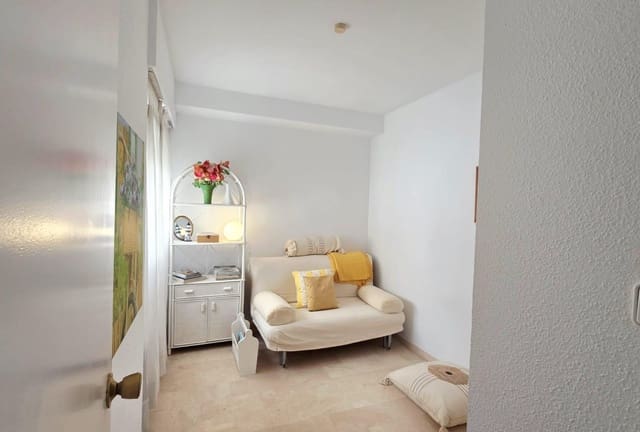 2 chambre Appartement à vendre à Centro, Torrevieja avec garage - 239 957 € (Ref: 9726609)